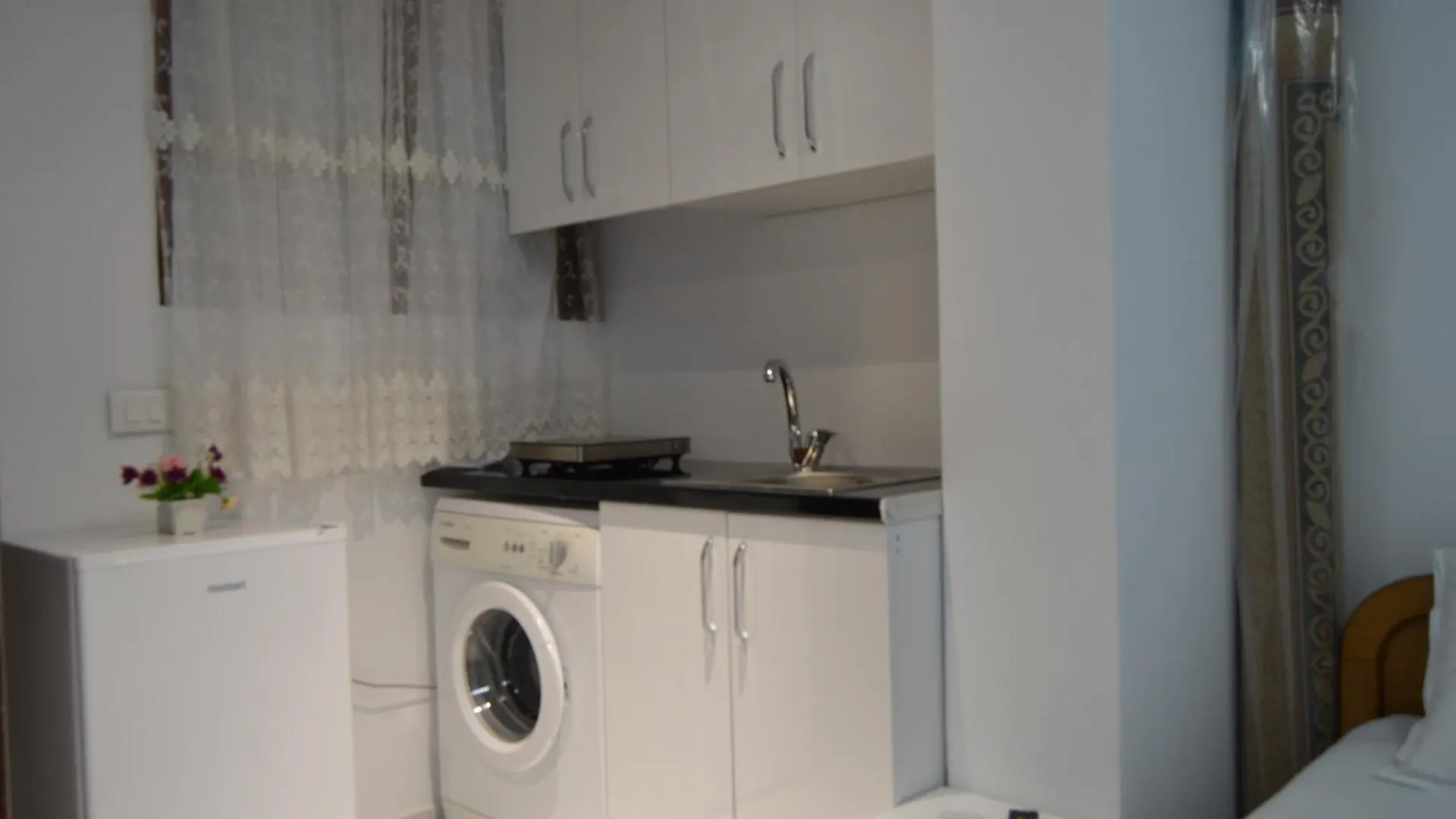 Apartment Keli Rooms Sarande