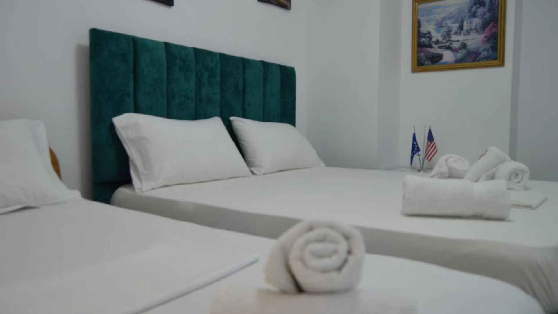Keli Rooms Sarande 0*,  Albania