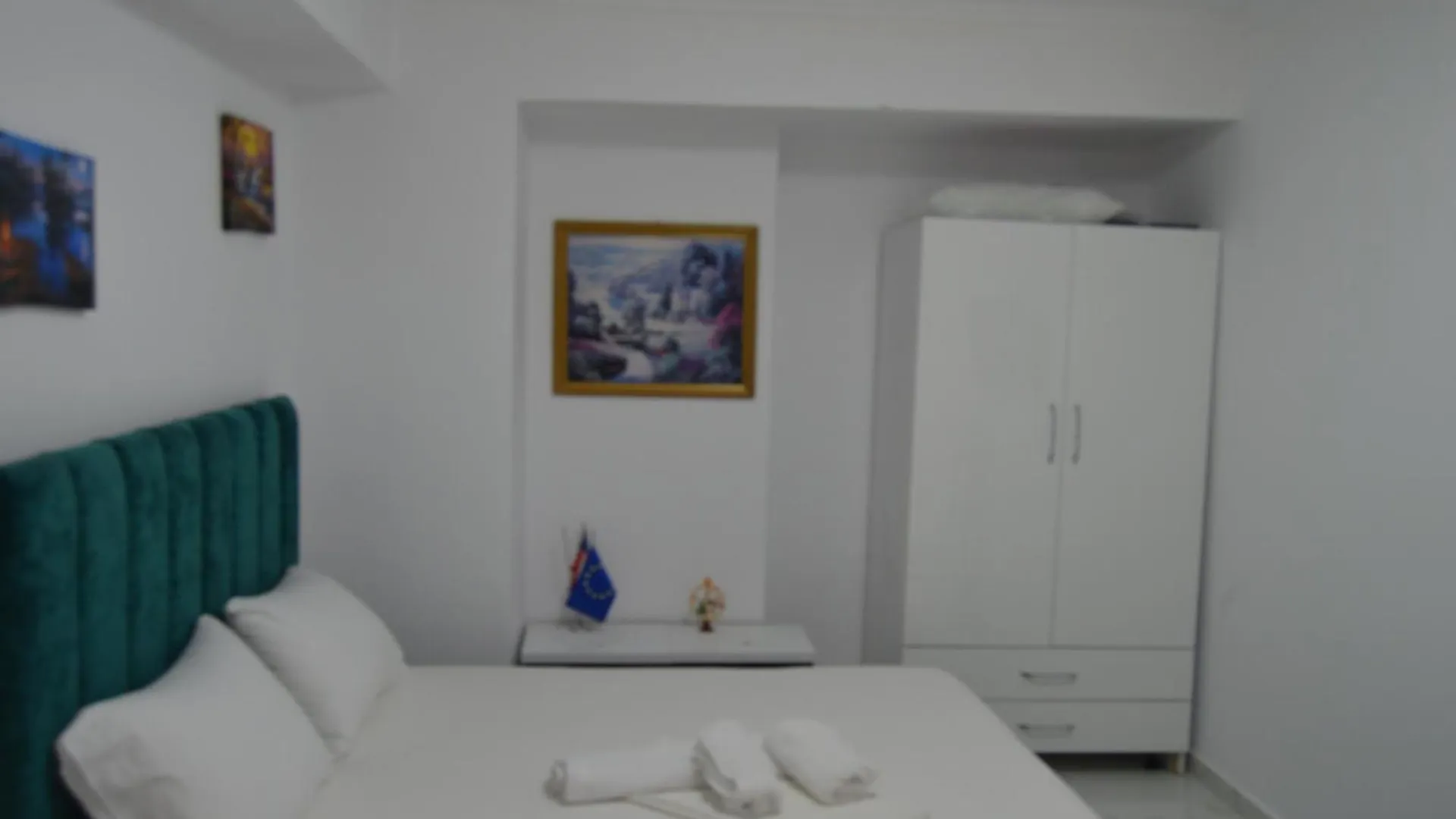 Keli Rooms Sarande 0*,  Albania