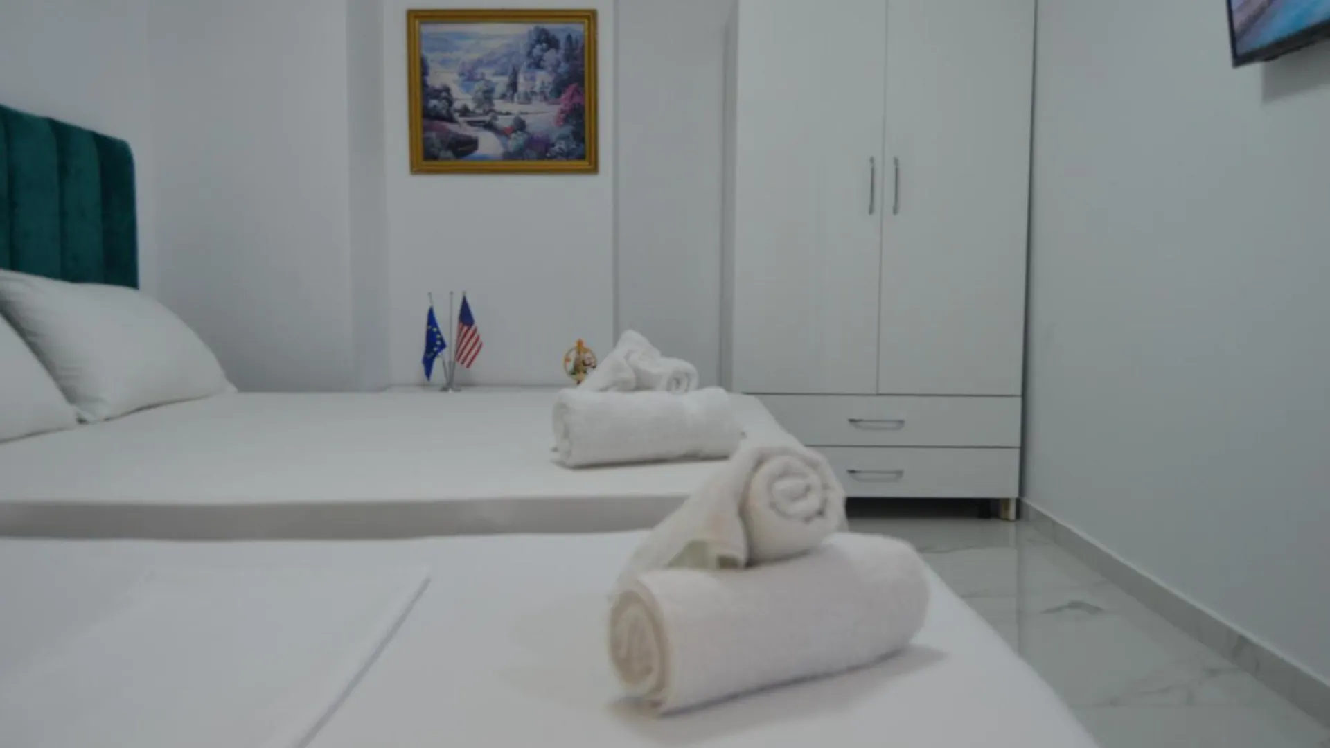 Keli Rooms Sarande 0*,  Albania