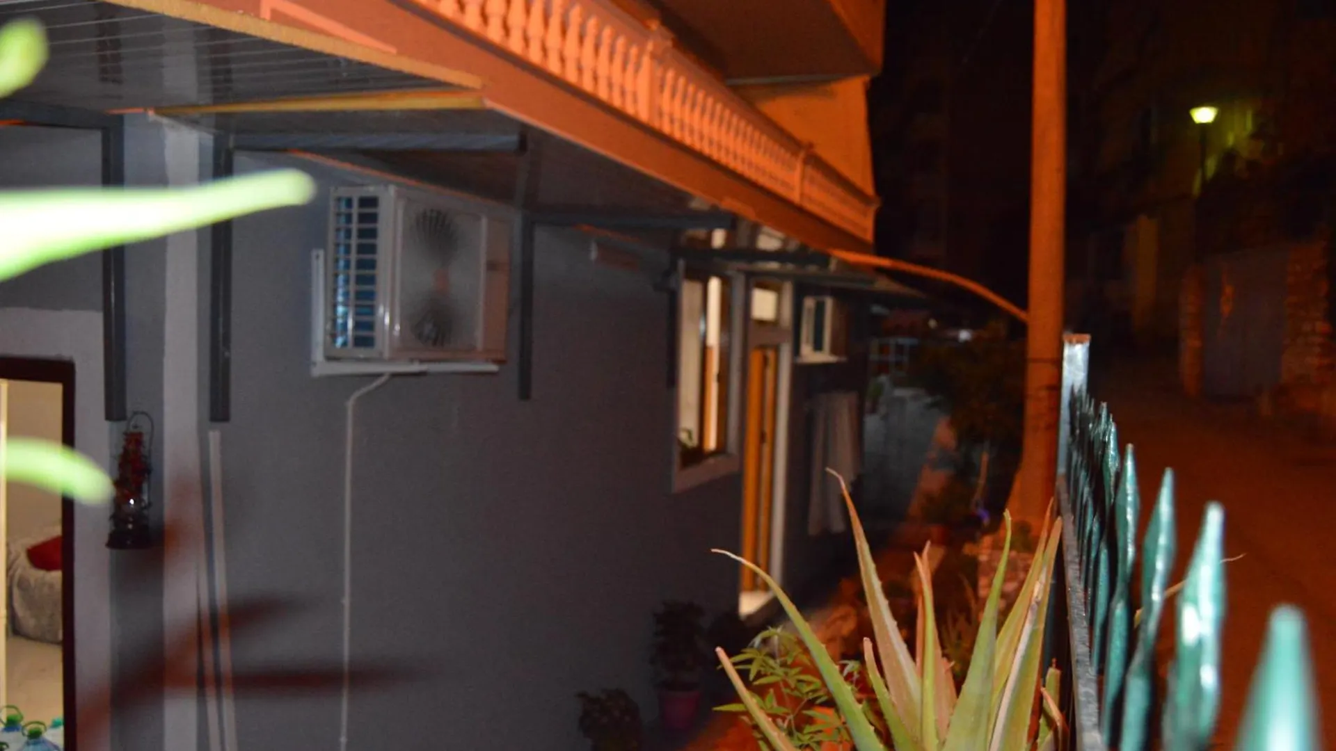 Keli Rooms Sarande Apartment