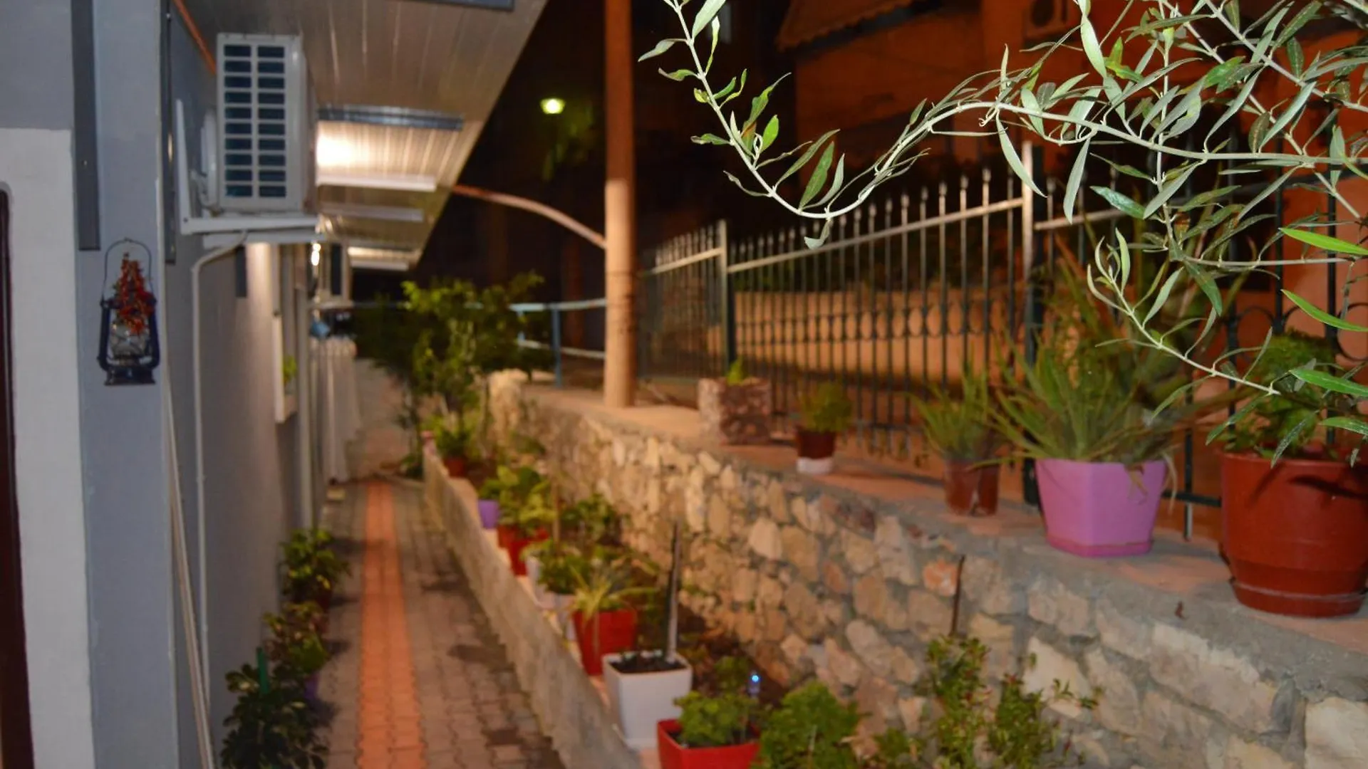 Keli Rooms Saranda Daire