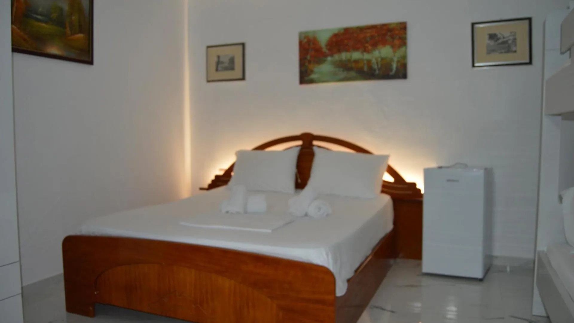 Keli Rooms Sarande Apartment