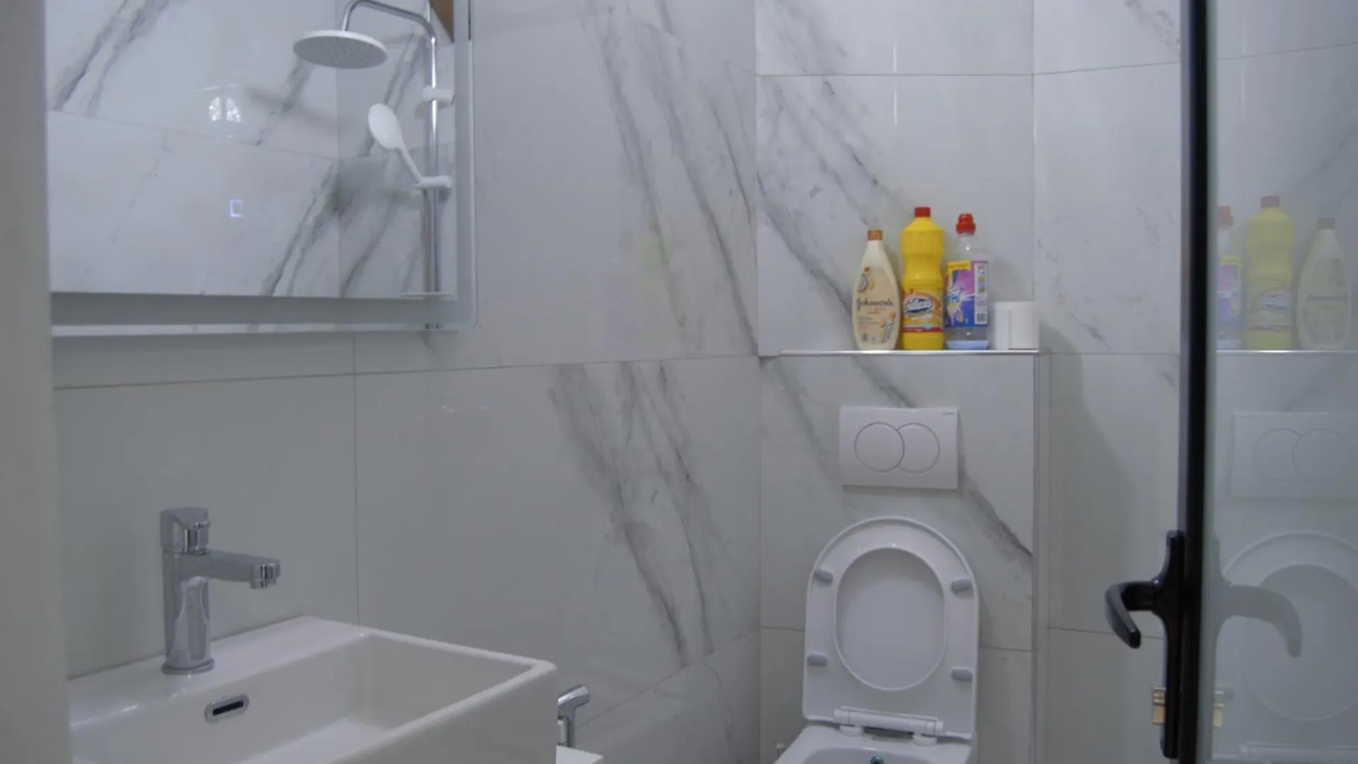 Keli Rooms Sarande Apartment